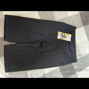 Brand new Halara biker shorts with butt scrunch. Thanks tiktok!